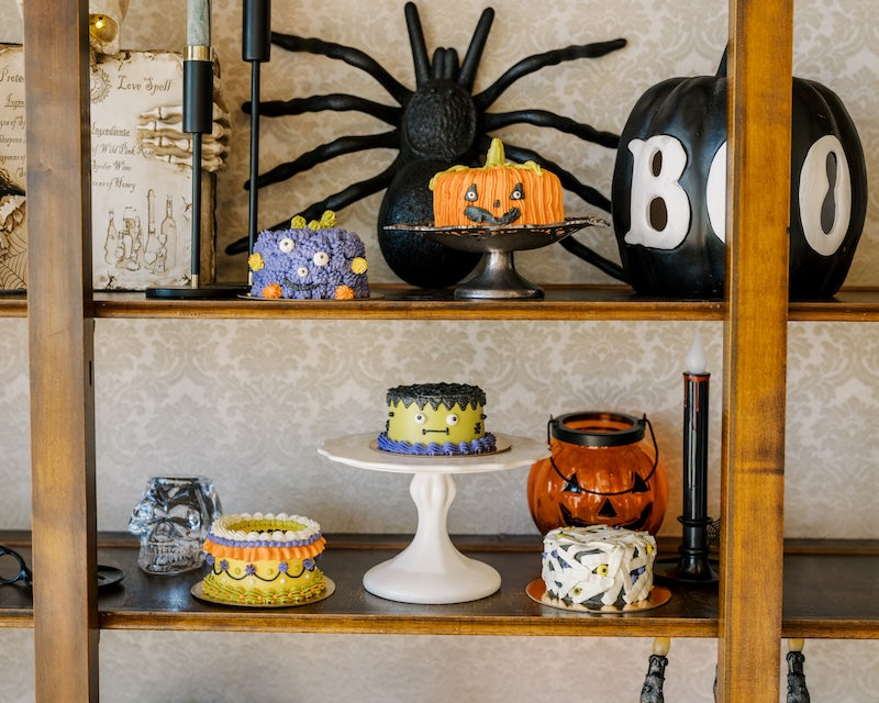 Halloween Mini Cake Decorating - Fall 2025