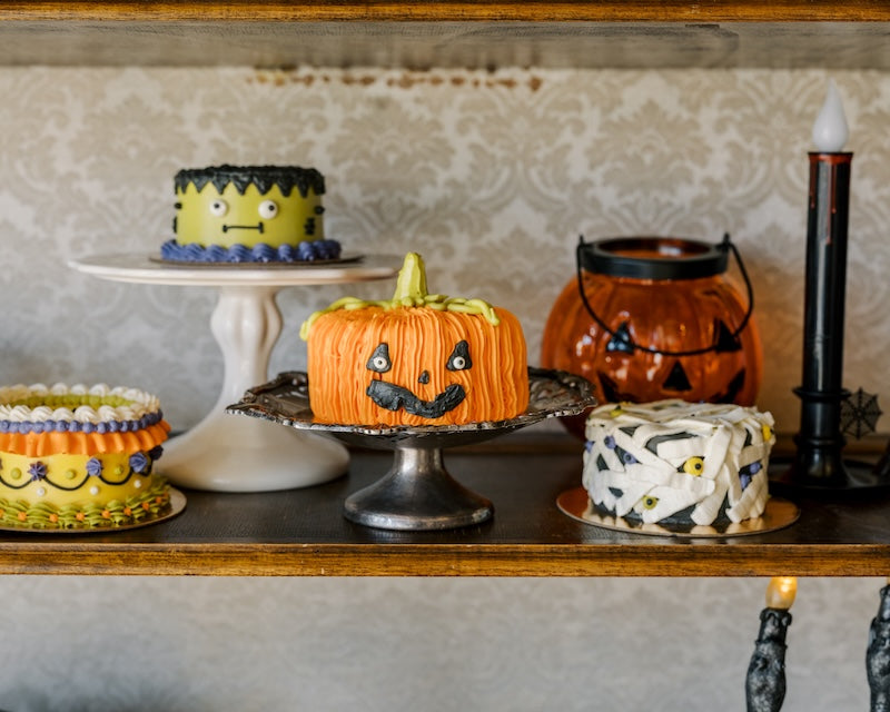 Halloween Mini Cake Decorating - Fall 2025